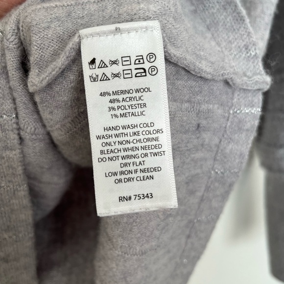 Nanette Lepore Gray Ribbed Merino Wool Turtleneck Sweater size large - Picture 4 of 5